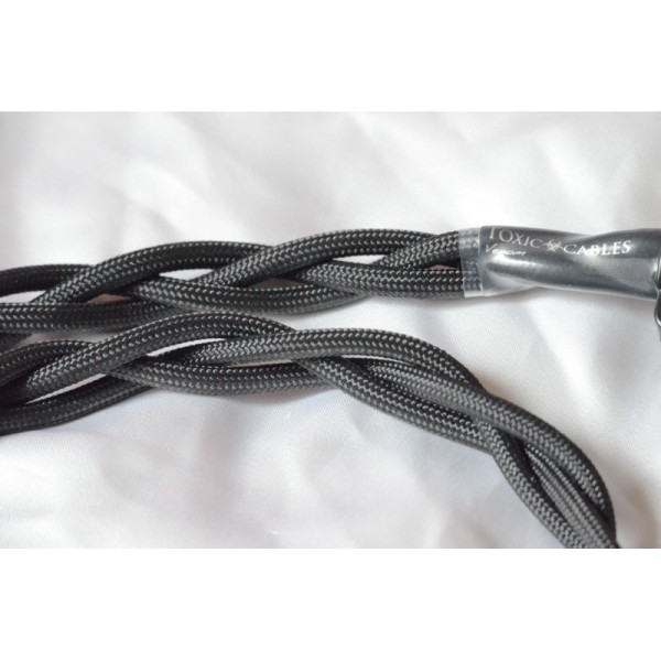 Power cable 4ft UK venom-4